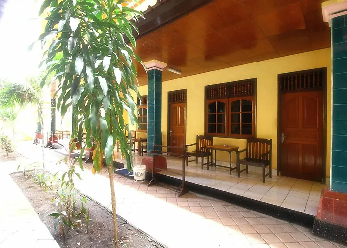 Dua Dara Kuta Hotel Legian