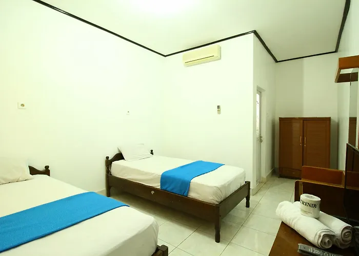 Dua Dara Kuta